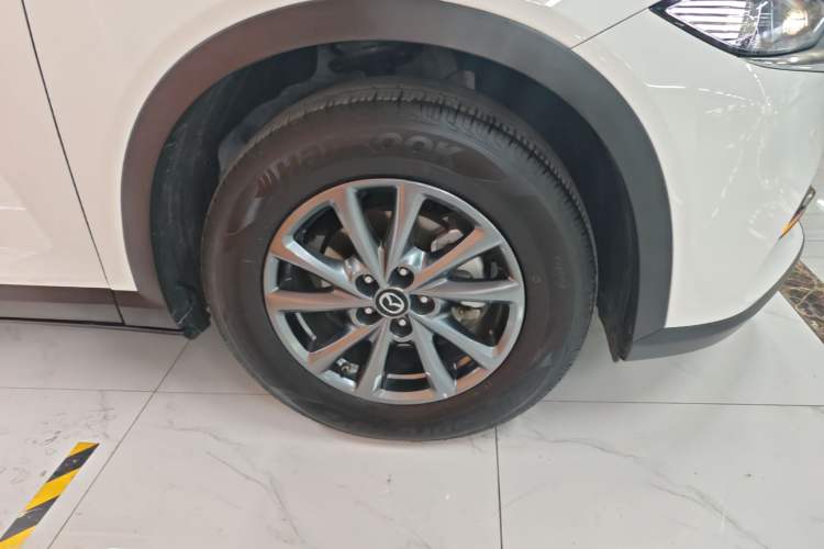 Used Mazda CX-4 2021 2.0L Automatic Two-Wheel Drive Blue Sky Exploration Edition Right Rear Wheel Hub