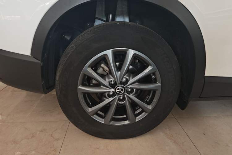 Used Mazda CX-4 2021 2.0L Automatic Two-Wheel Drive Blue Sky Dynamic Edition Right Rear Wheel Hub