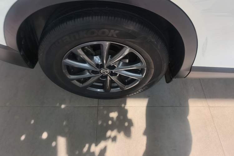 Used Mazda CX-4 2021 2.0L Automatic Two-Wheel Drive Blue Sky Luxury Edition Right Rear Wheel Hub