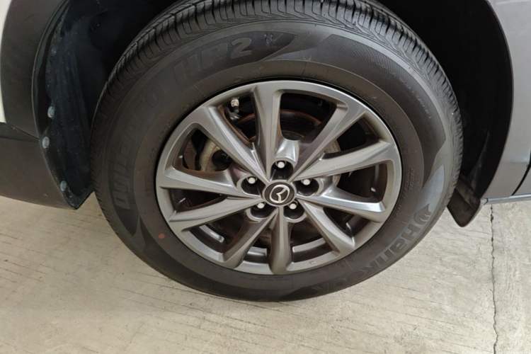 Used Mazda CX-4 2021 2.0L Automatic Two-Wheel Drive Blue Sky Exploration Edition Right Rear Wheel Hub