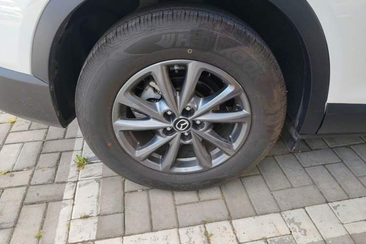Used Mazda CX-4 2021 2.0L Automatic Two-Wheel Drive Blue Sky Dynamic Edition Right Rear Wheel Hub