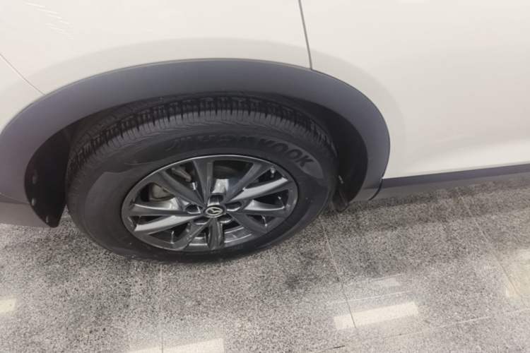 Used Mazda CX-4 2021 2.0L Automatic Two-Wheel Drive Blue Sky Exploration Edition Right Rear Wheel Hub