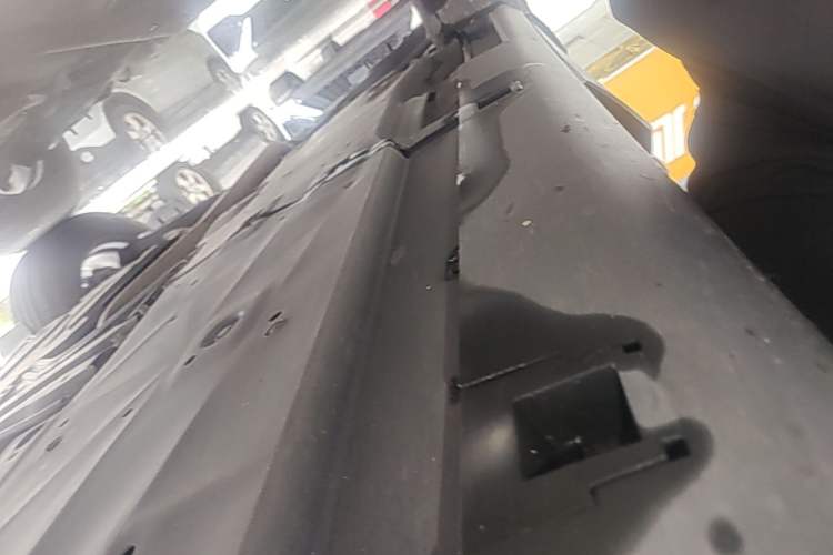 Used Mazda CX-4 2021 2.0L Automatic Two-Wheel Drive Blue Sky Exploration Edition Right Side Sill