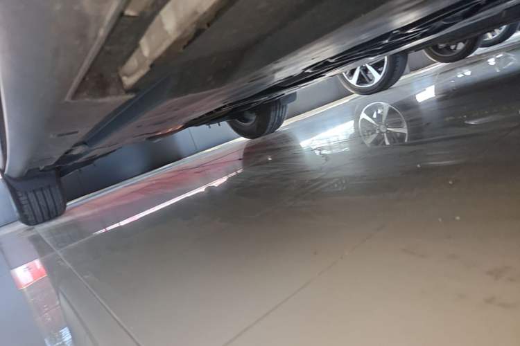 Used Mazda CX-4 2021 2.0L Automatic Two-Wheel Drive Blue Sky Dynamic Edition Right Side Sill
