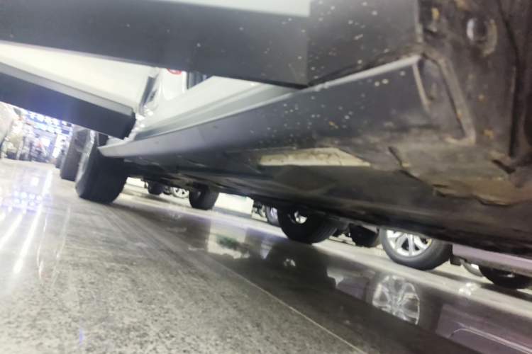 Used Mazda CX-4 2021 2.0L Automatic Two-Wheel Drive Blue Sky Exploration Edition Right Side Sill
