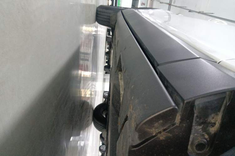Used Mazda CX-4 2021 2.0L Automatic Two-Wheel Drive Blue Sky Exploration Edition Right Side Sill