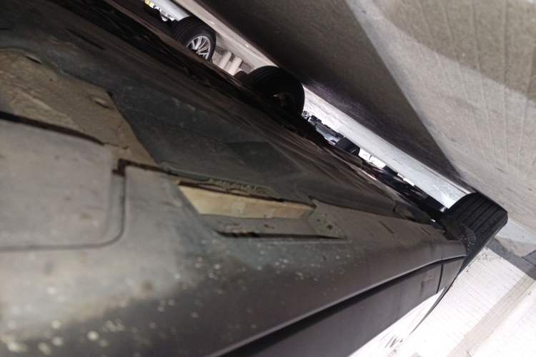 Used Mazda CX-4 2021 2.0L Automatic Two-Wheel Drive Blue Sky Exploration Edition Right Side Sill