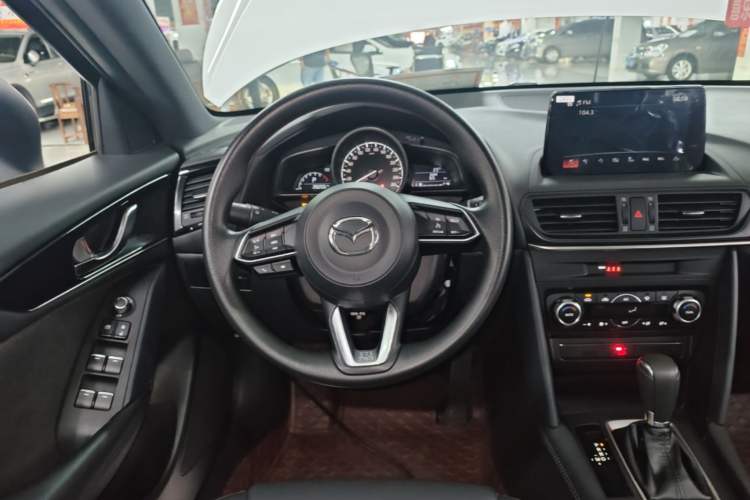 Used Mazda CX-4 2021 2.0L Automatic Two-Wheel Drive Blue Sky Exploration Edition Steering Wheel