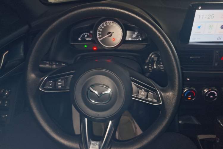 Used Mazda CX-4 2021 2.0L Automatic Two-Wheel Drive Blue Sky Dynamic Edition Steering Wheel