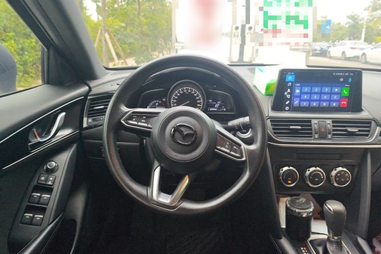 Used Mazda CX-4 2021 2.0L Automatic Two-Wheel Drive Blue Sky Dynamic Edition Steering Wheel