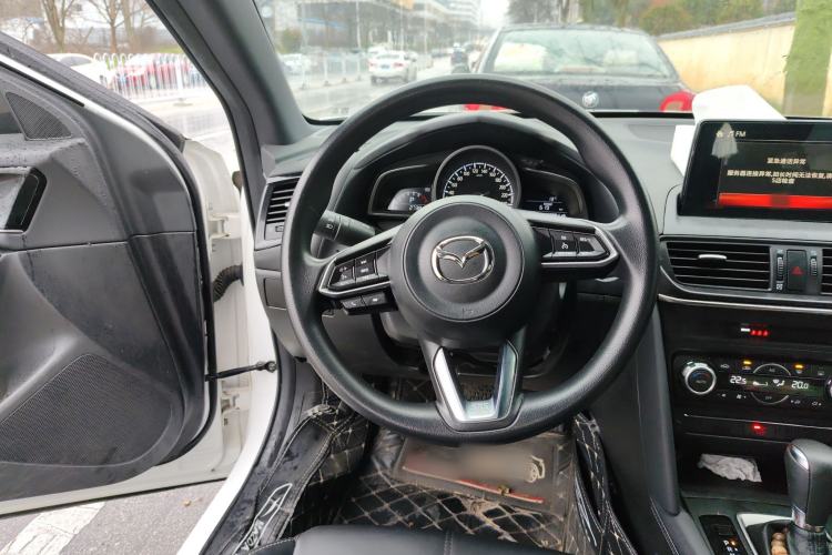 Used Mazda CX-4 2021 2.0L Automatic Two-Wheel Drive Blue Sky Exploration Edition Steering Wheel