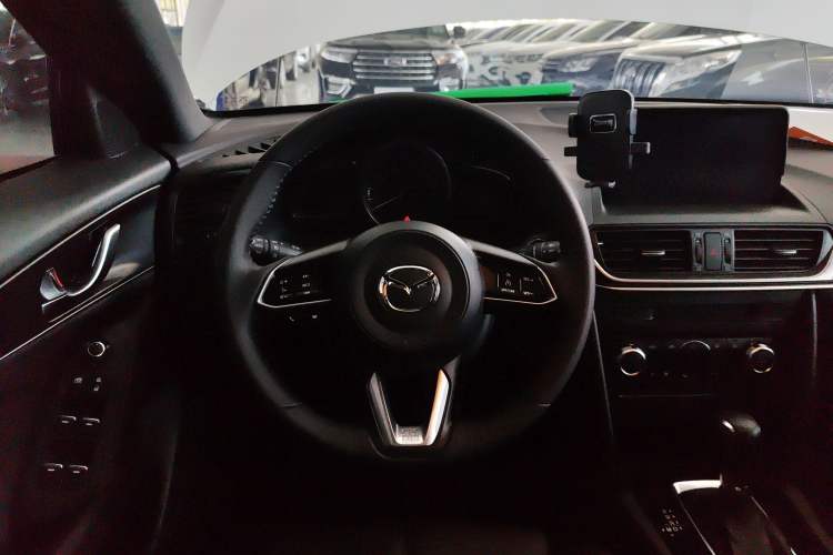 Used Mazda CX-4 2021 2.0L Automatic Two-Wheel Drive Blue Sky Luxury Edition Steering Wheel