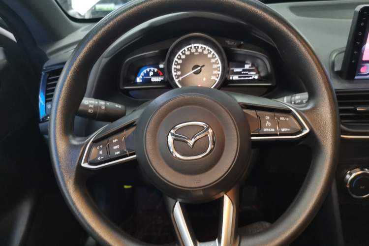 Used Mazda CX-4 2021 2.0L Automatic Two-Wheel Drive Blue Sky Dynamic Edition Steering Wheel
