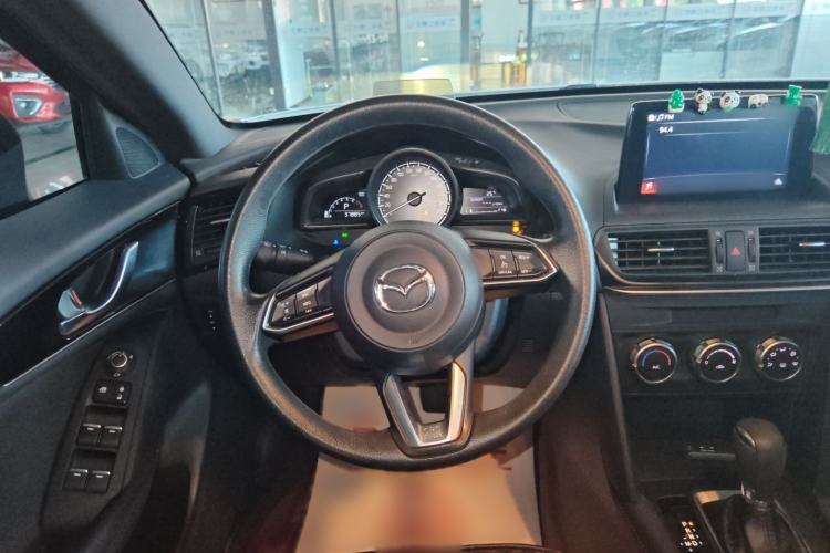 Used Mazda CX-4 2021 2.0L Automatic Two-Wheel Drive Blue Sky Dynamic Edition Steering Wheel