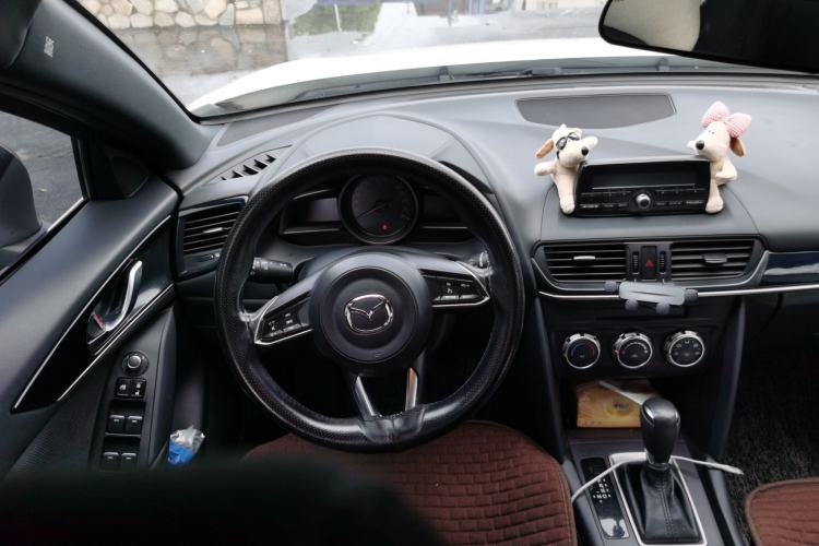 Used Mazda CX-4 2021 2.0L Automatic Two-Wheel Drive Blue Sky Dynamic Edition Steering Wheel