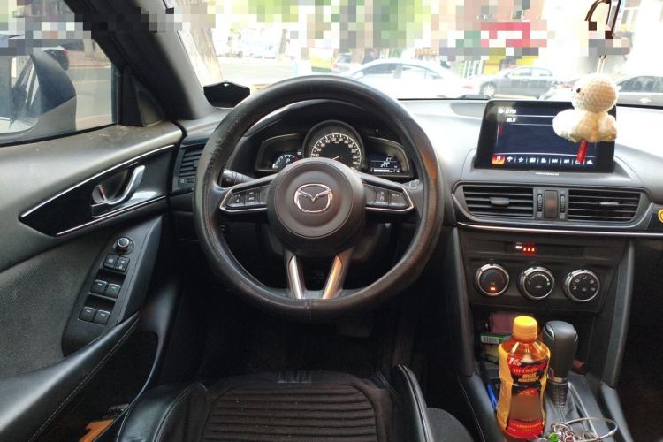 Used Mazda CX-4 2021 2.0L Automatic Two-Wheel Drive Blue Sky Dynamic Edition Steering Wheel