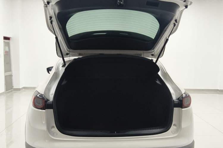 Used Mazda CX-4 2021 2.0L Automatic Two-Wheel Drive Blue Sky Dynamic Edition Trunk