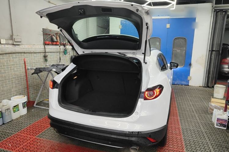 Used Mazda CX-4 2021 2.5L Automatic 2WD Sky-Drive Fun Edition Trunk