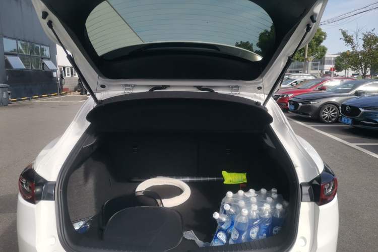 Used Mazda CX-4 2021 2.0L Automatic Two-Wheel Drive Blue Sky Dynamic Edition Trunk