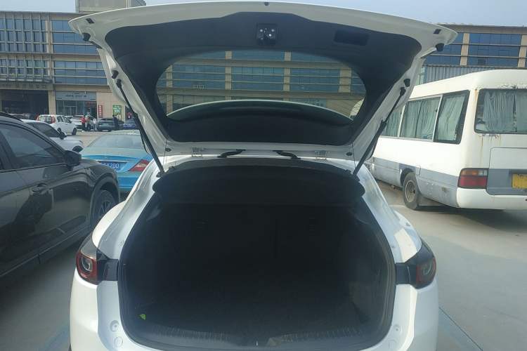Used Mazda CX-4 2021 2.0L Automatic Two-Wheel Drive Blue Sky Exploration Edition Trunk