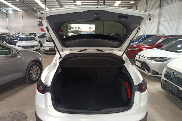 Used Mazda CX-4 2021 2.0L Automatic Two-Wheel Drive Blue Sky Exploration Edition Trunk