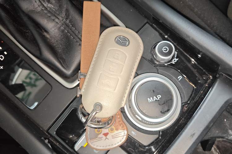 Used Mazda CX-4 2021 2.0L Automatic Two-Wheel Drive Blue Sky Dynamic Edition Vehicle Key