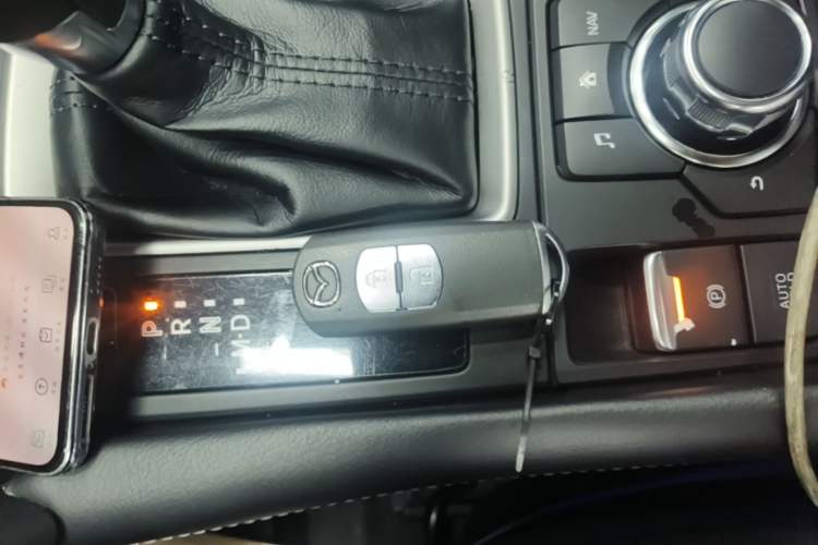 Used Mazda CX-4 2021 2.0L Automatic Two-Wheel Drive Blue Sky Exploration Edition Vehicle Key