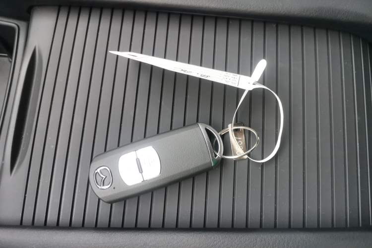 Used Mazda CX-4 2021 2.0L Automatic Two-Wheel Drive Blue Sky Dynamic Edition Vehicle Key