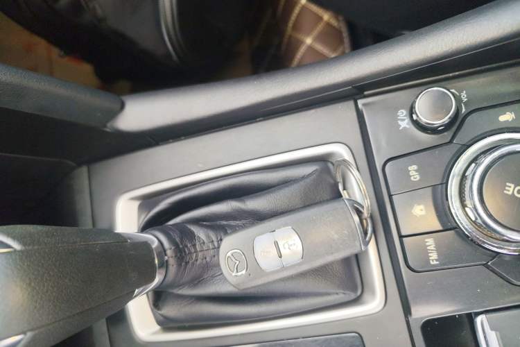 Used Mazda CX-4 2021 2.0L Automatic Two-Wheel Drive Blue Sky Dynamic Edition Vehicle Key