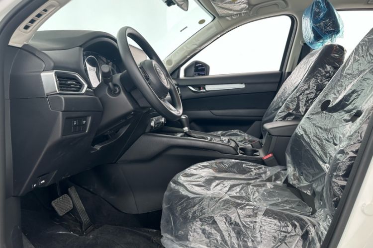 Used Mazda CX-5 2024 2.0L Automatic Two-Wheel Drive Comfort Version Interior 2