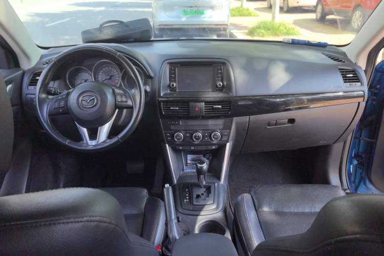 Used Mazda CX-5 2012 2.0L Four-Wheel Drive Deluxe Edition Center Console