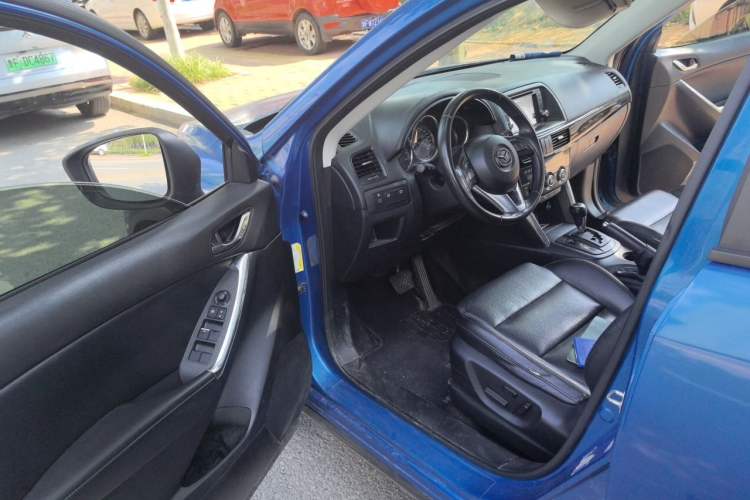 Used Mazda CX-5 2012 2.0L Four-Wheel Drive Deluxe Edition Driver Seat