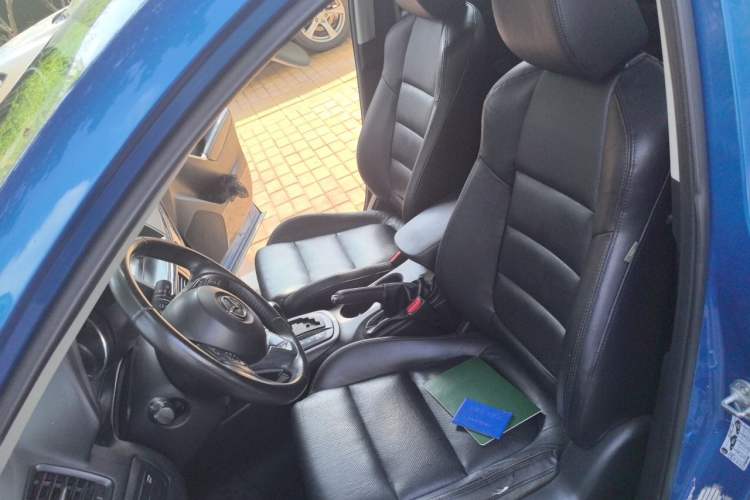 Used Mazda CX-5 2012 2.0L Four-Wheel Drive Deluxe Edition Left Front Seat