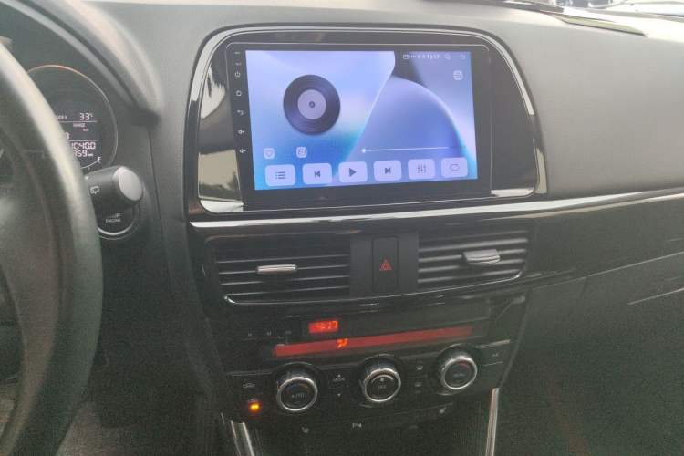 Used Mazda CX-5 2012 2.0L 4x4 Luxury Edition Audio And AC Panel