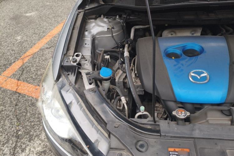 Used Mazda CX-5 2012 2.0L Two-Wheel Drive Comfort Edition Engine Bay Right