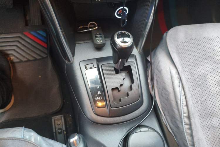 Used Mazda CX-5 2012 2.0L Two-Wheel Drive Comfort Edition Gear Lever