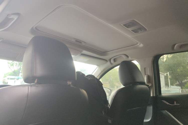 Used Mazda CX-5 2012 2.0L 4x4 Luxury Edition Headliner