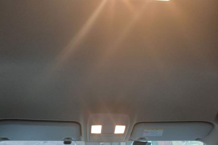 Used Mazda CX-5 2012 2.0L Two-Wheel Drive Comfort Edition Headliner