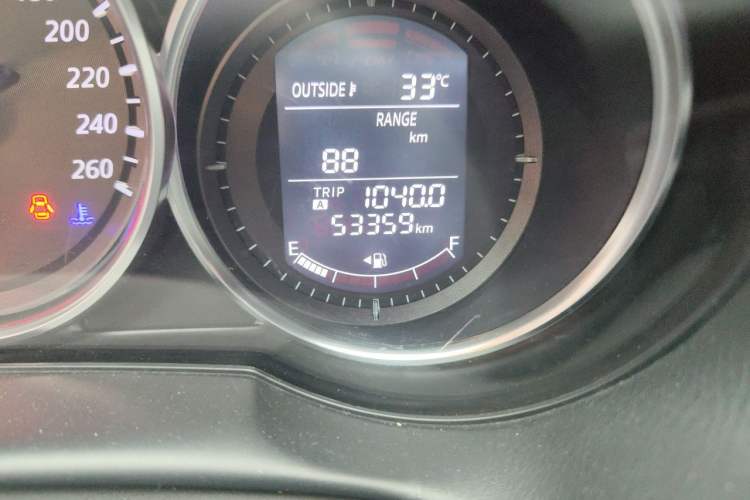 Used Mazda CX-5 2012 2.0L 4x4 Luxury Edition Odometer Close Up