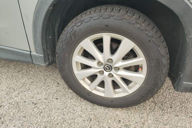 Used Mazda CX-5 2012 2.0L 4x4 Luxury Edition Right Front Wheel Hub