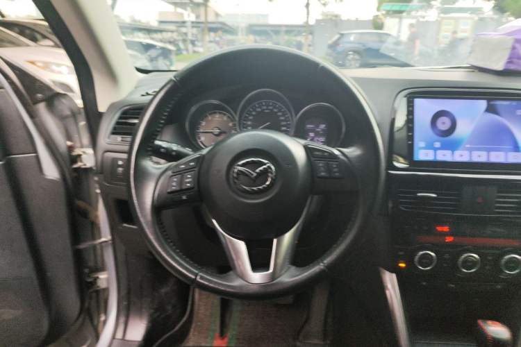 Used Mazda CX-5 2012 2.0L 4x4 Luxury Edition Steering Wheel