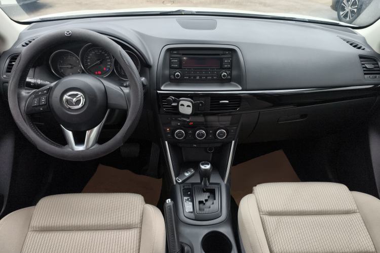 Used Mazda CX-5 2012 2.0L Two-Wheel Drive Comfort Edition Center Console