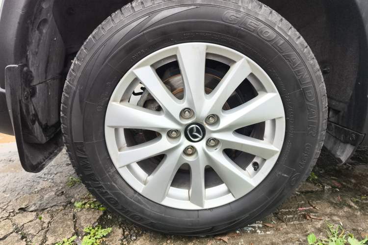 Used Mazda CX-5 2012 2.0L Two-Wheel Drive Comfort Edition Exterior 5