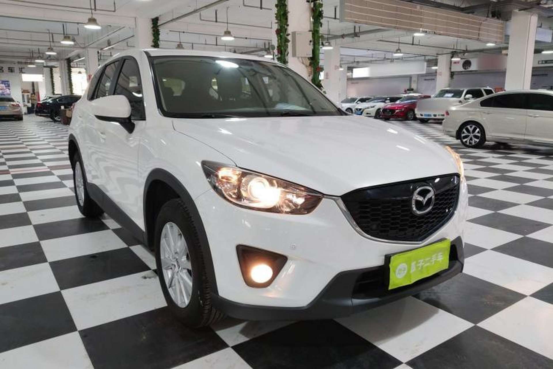 Used Mazda CX-5 2012 2.0L Four-Wheel Drive Luxury Navigation Edition Front Right 45 Deg