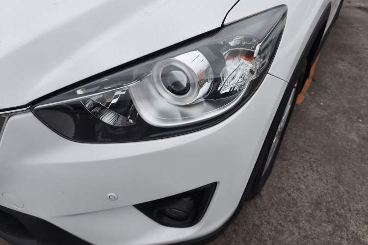 Used Mazda CX-5 2012 2.0L Two-Wheel Drive Comfort Edition Left Front Headlight