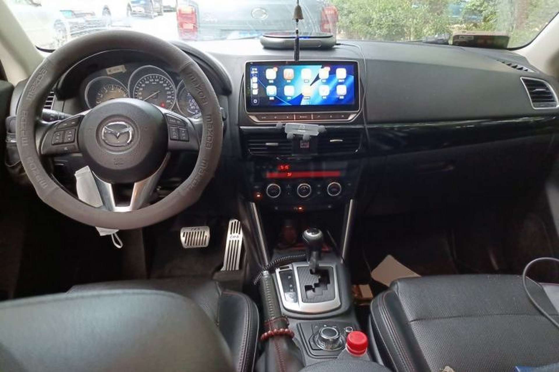 Used Mazda CX-5 2013 2.5L Automatic 4x4 Luxury Version Center Console