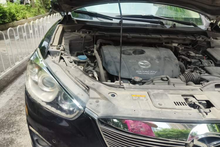 Used Mazda CX-5 2013 2.5L Automatic 4x4 Luxury Version Engine Bay Right