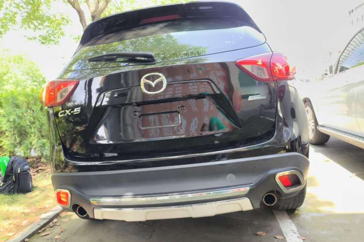 Used Mazda CX-5 2013 2.0L Automatic Two-Wheel Drive Comfort Version Exterior 4