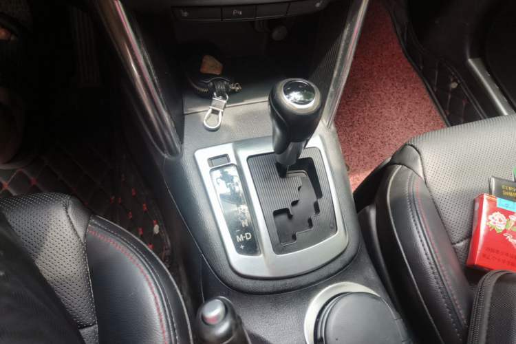 Used Mazda CX-5 2013 2.5L Automatic 4x4 Luxury Version Gear Lever