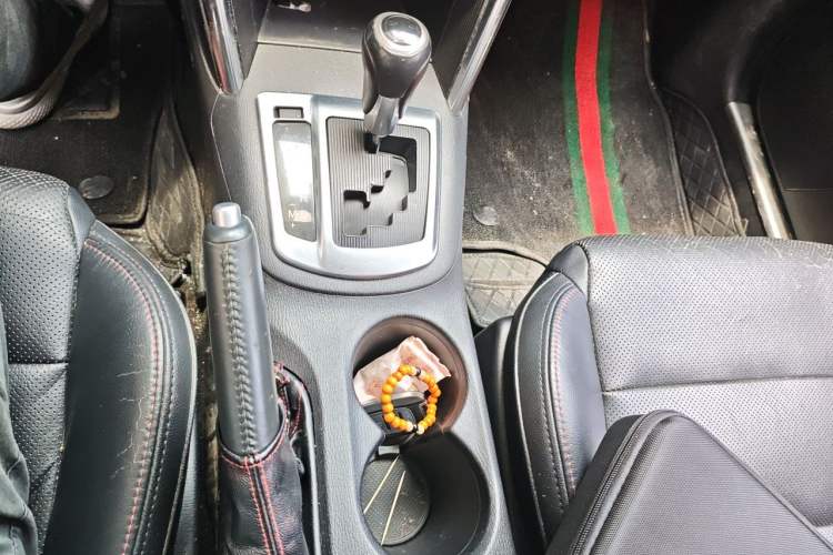 Used Mazda CX-5 2013 2.5L Automatic 4x4 Luxury Version Gear Lever